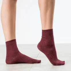 Chaussettes bordeaux pailletées