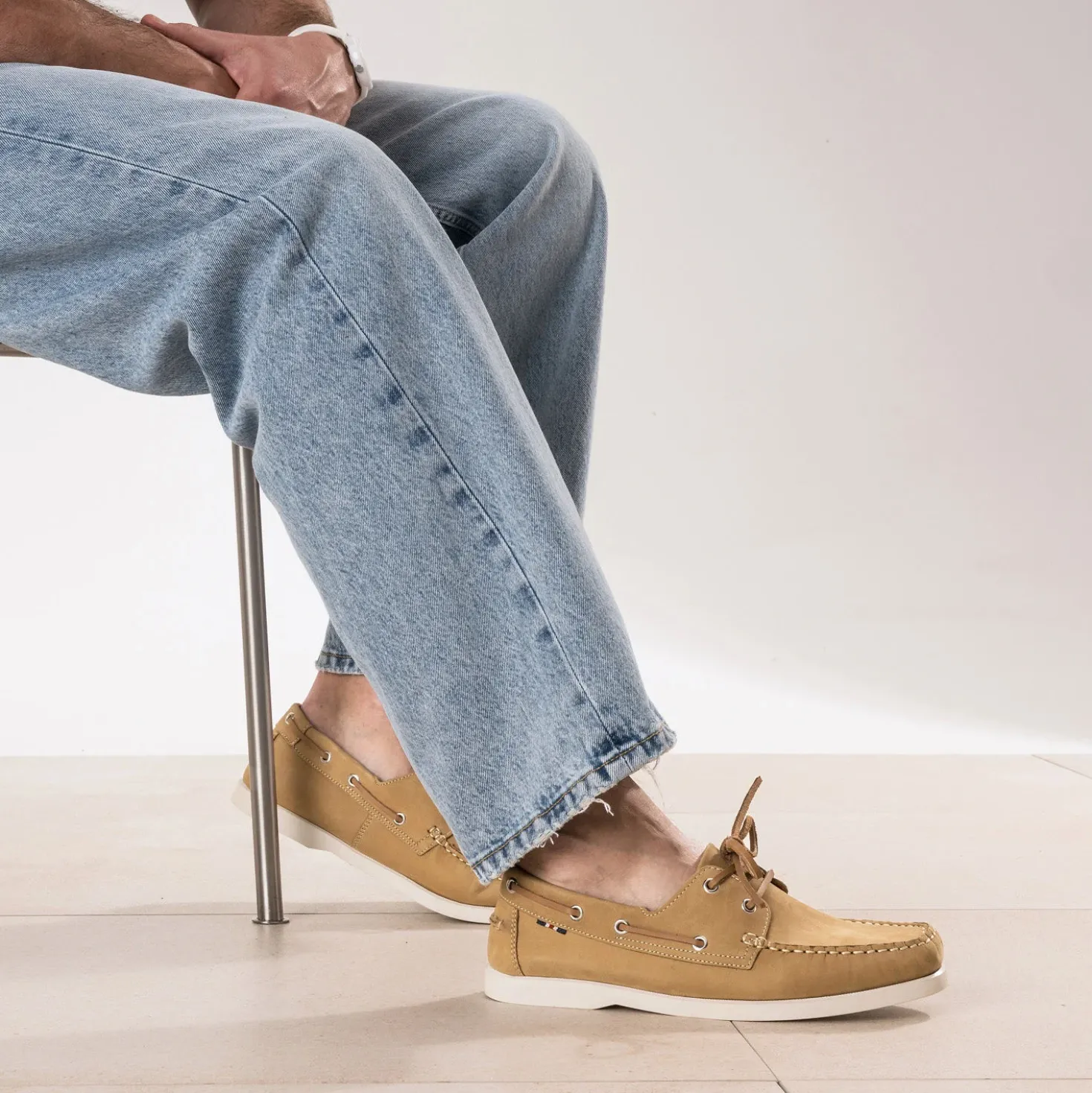 Chaussure-bateau camel cuir nubuck