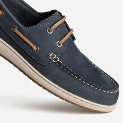 Chaussure-bateau marine cuir nubuck