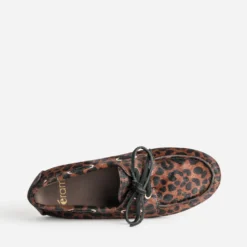 Chaussure-bateau marron cuir motif léopard