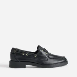 Chaussures bateau noir cuir