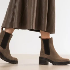 Chelsea boots camel cuir velours semelle crantée