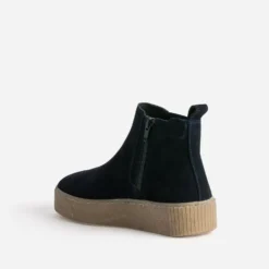 Chelsea boots marine cuir velours semelle effet crêpe