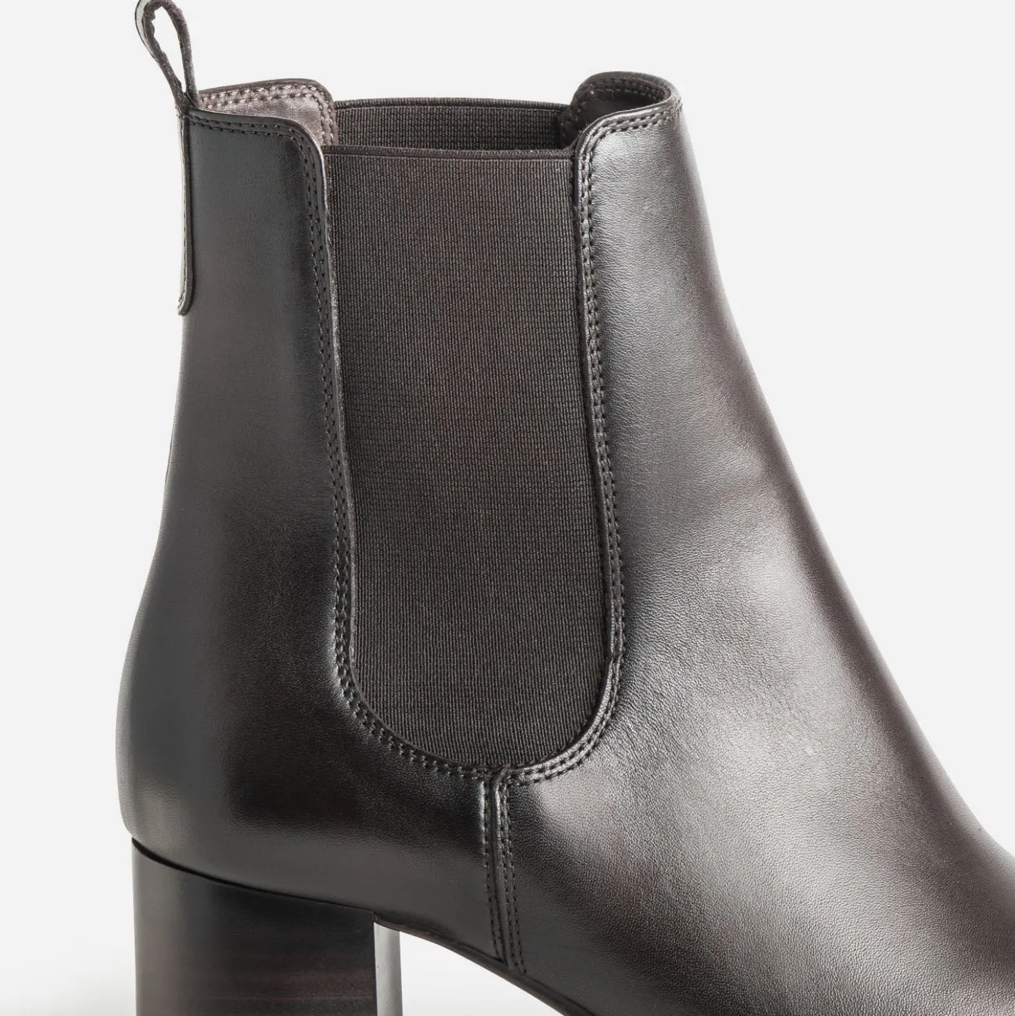 Chelsea boots marron cuir à talon