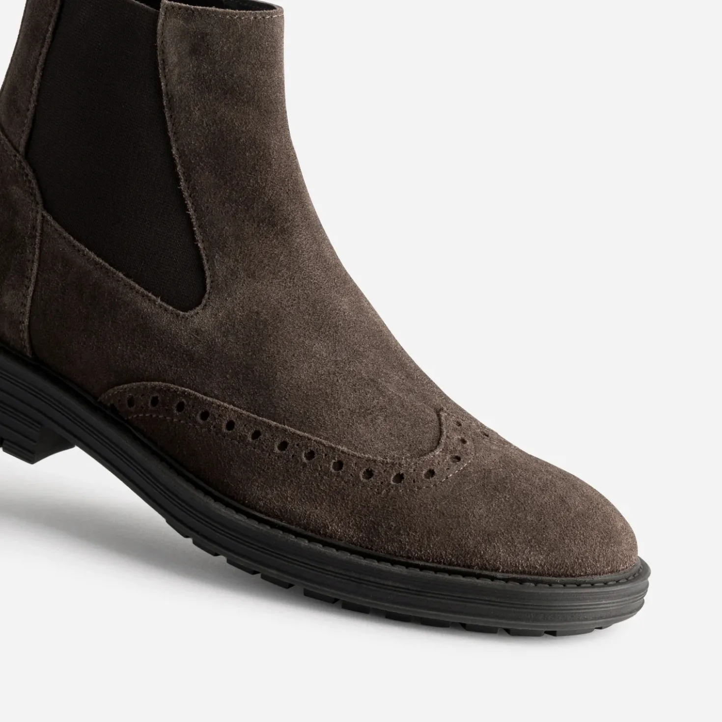 Chelsea boots marron cuir velours bout fleuri