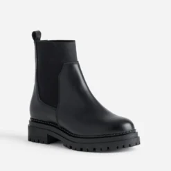 Chelsea boots noir cuir semelle crantée