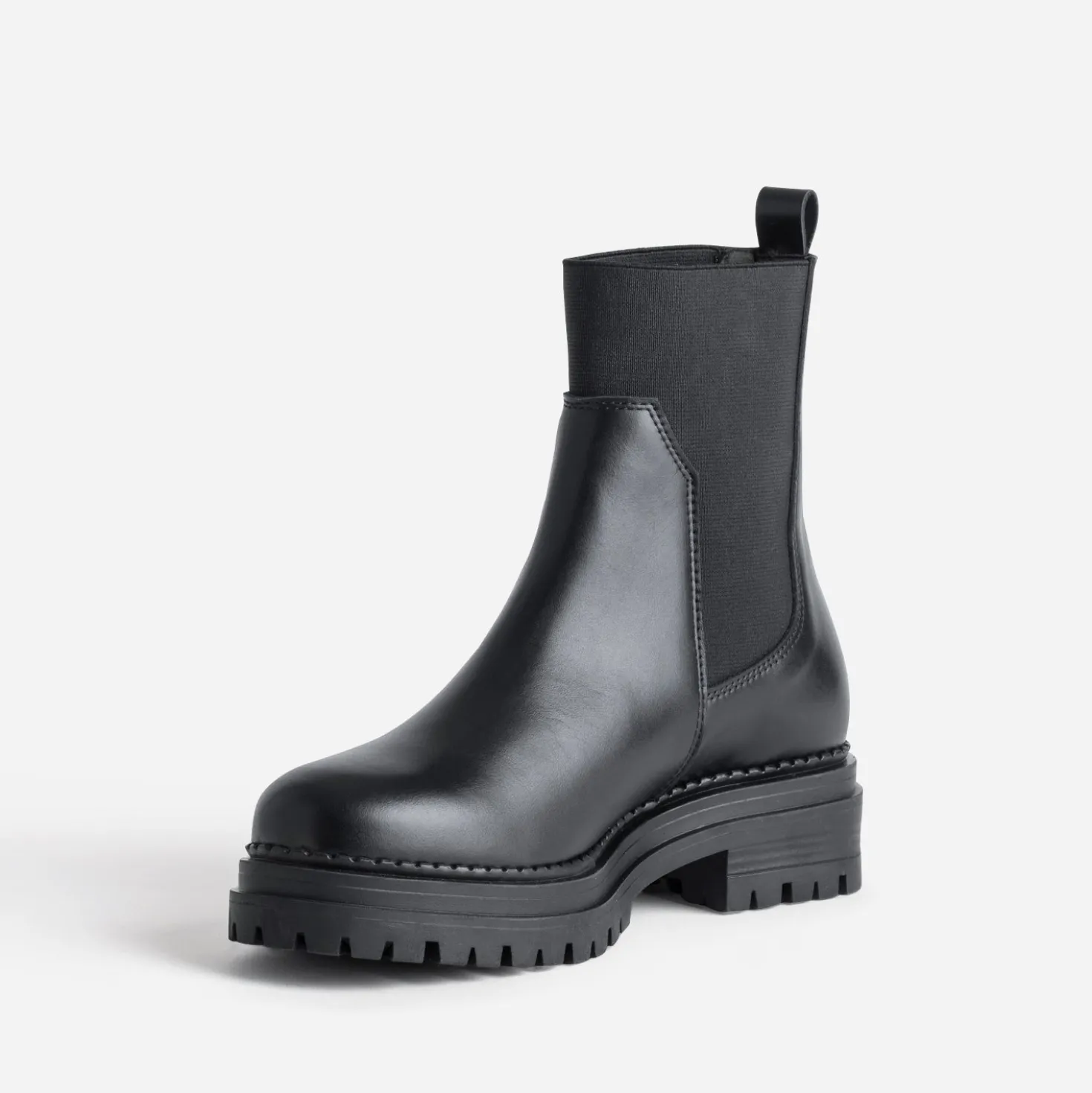 Chelsea boots noir cuir semelle crantée