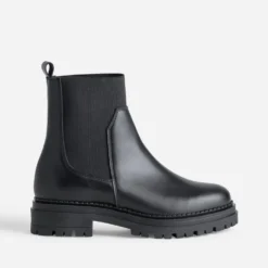 Chelsea boots noir cuir semelle crantée