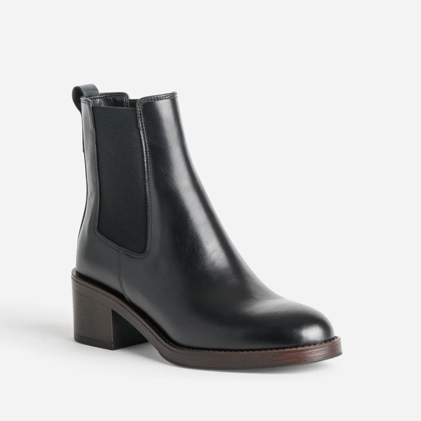 Chelsea boots noir cuir semelle marron