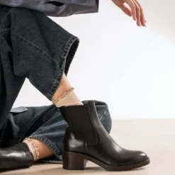 Chelsea boots noir cuir semelle marron