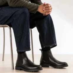 Chelsea boots noir cuir semelle crantée