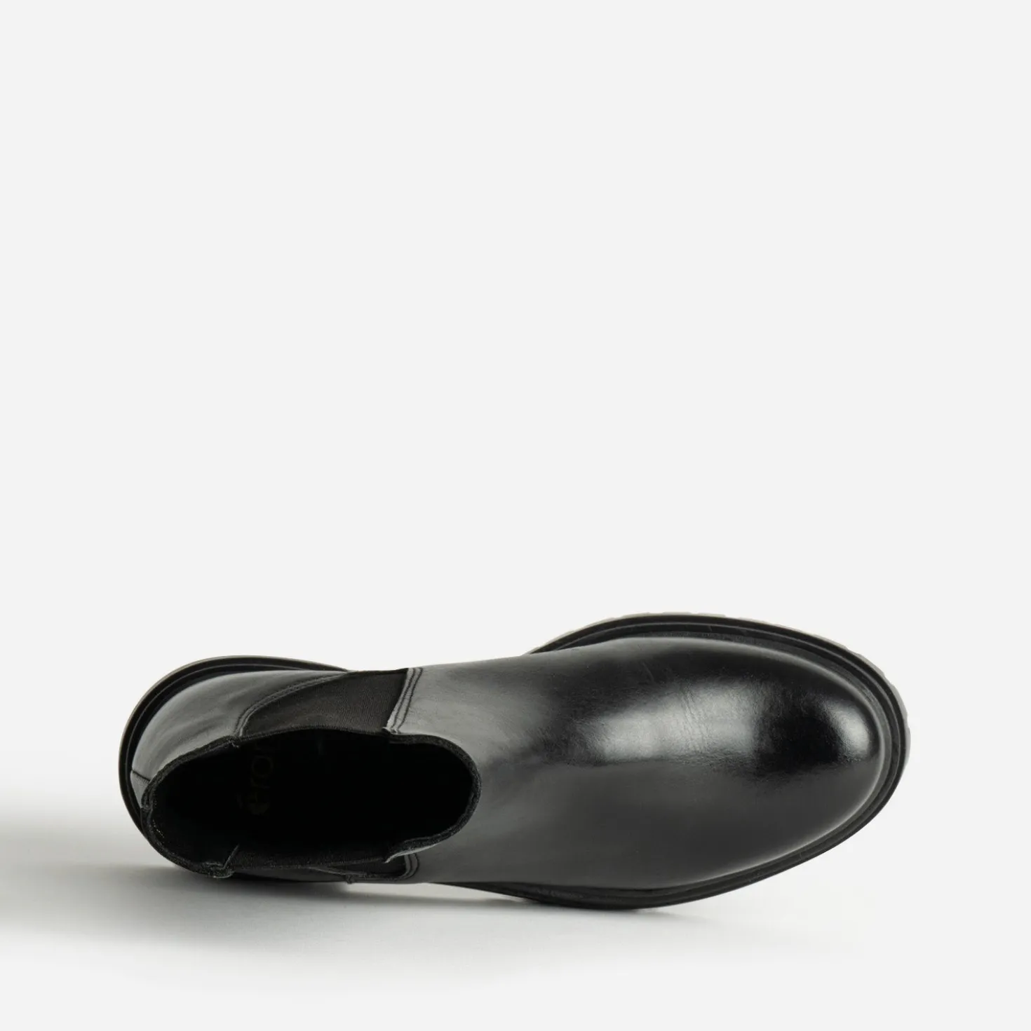 Chelsea boots noir cuir semelle crantée