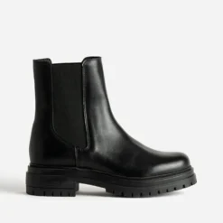 Chelsea boots noir cuir semelle crantée
