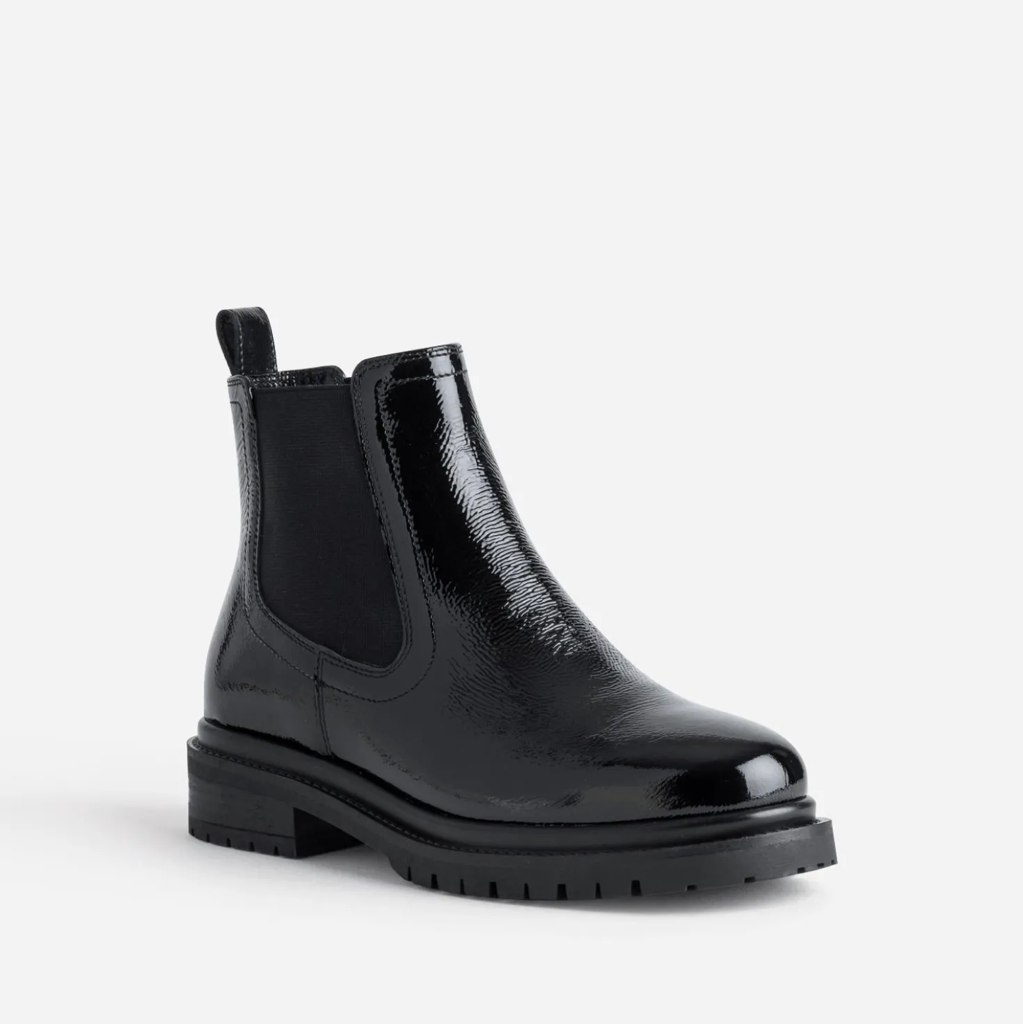 Chelsea boots noir cuir verni semelle crantée