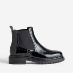 Chelsea boots noir cuir verni semelle crantée