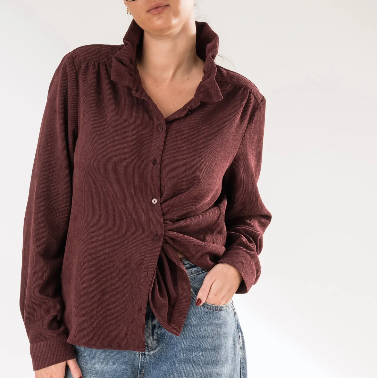 Chemise ERAM WEAR bordeaux à col Victorien