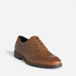 Derby camel cuir embossé