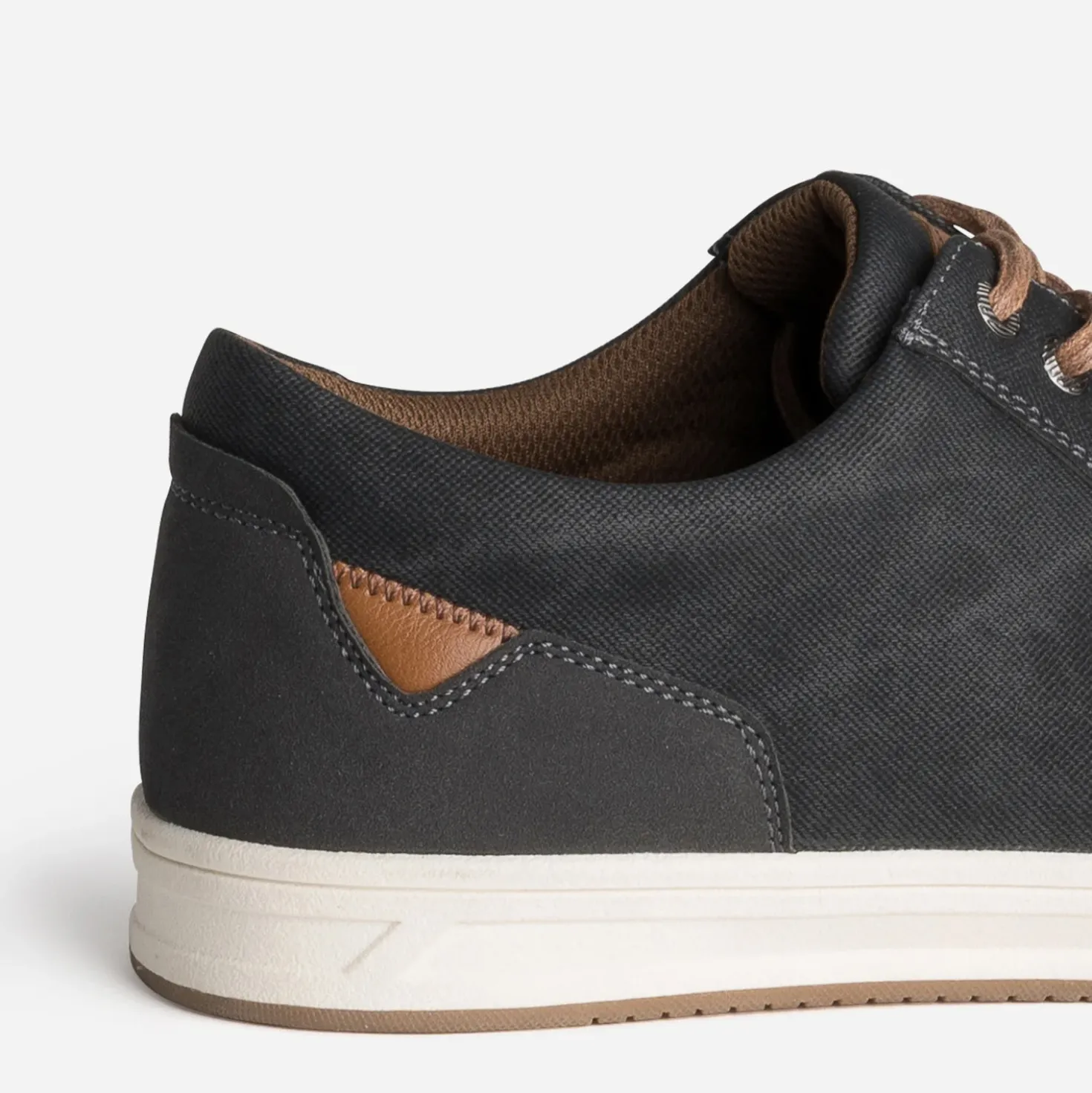 Derby confort marine