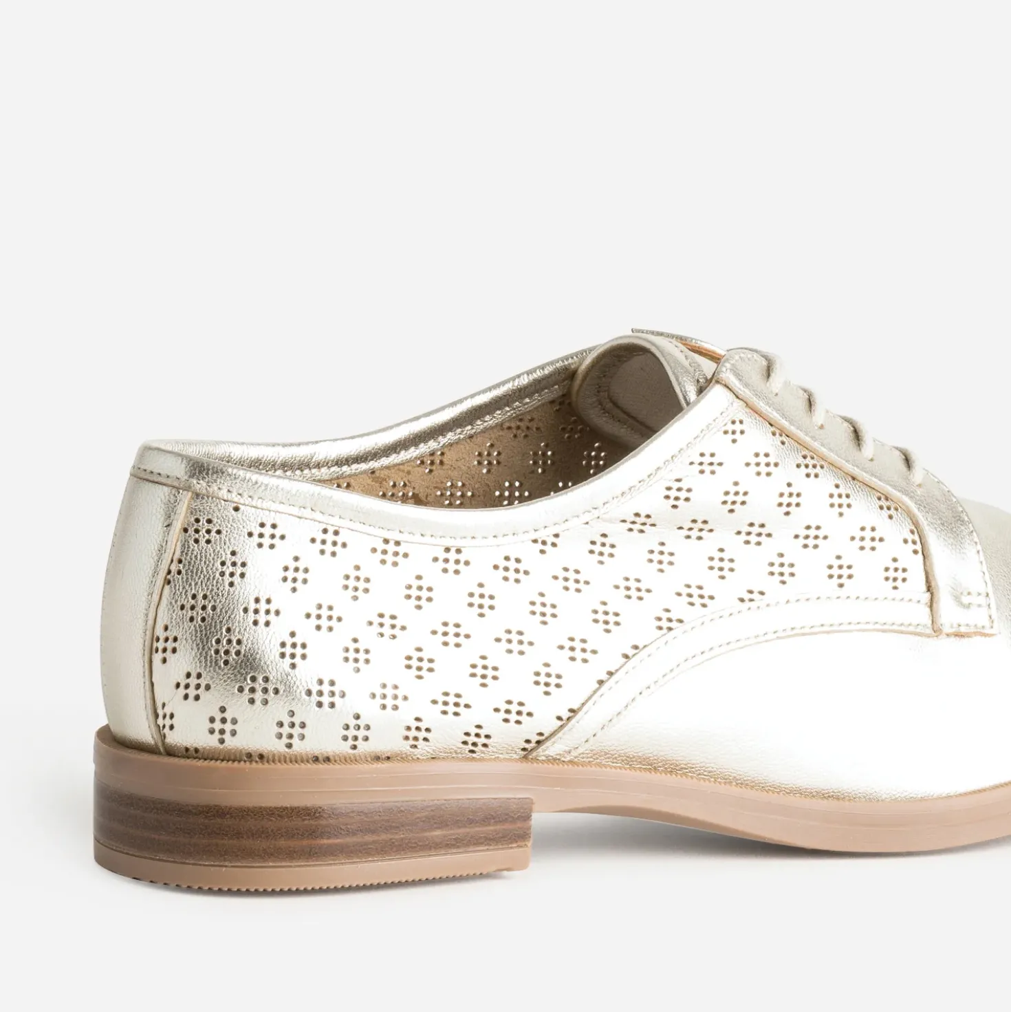 Derby ERAM FLEX doré cuir ajouré