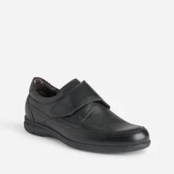 Derby FLUCHOS en cuir noir à scratch