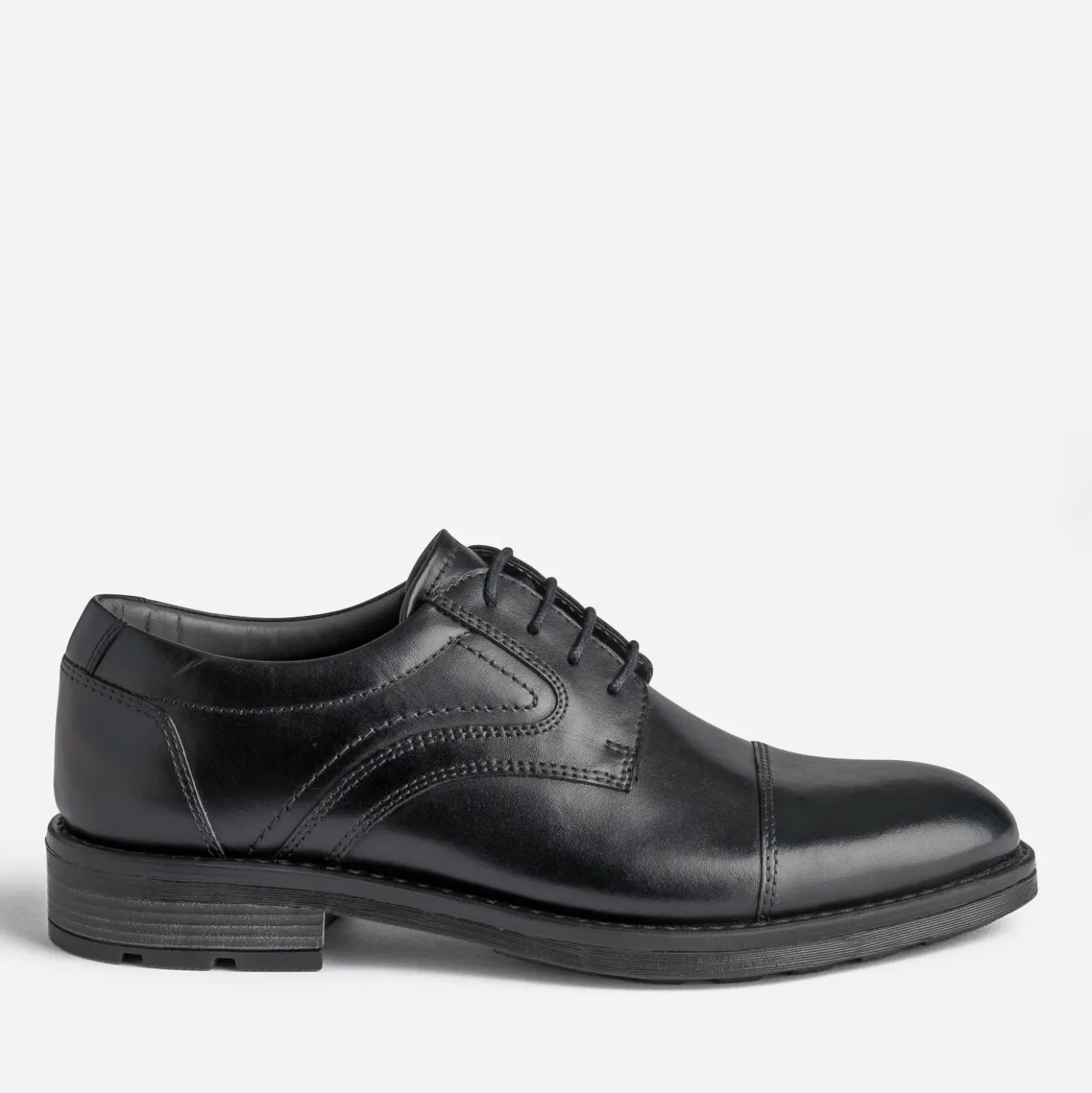 Derby noir en cuir à doublure carreaux