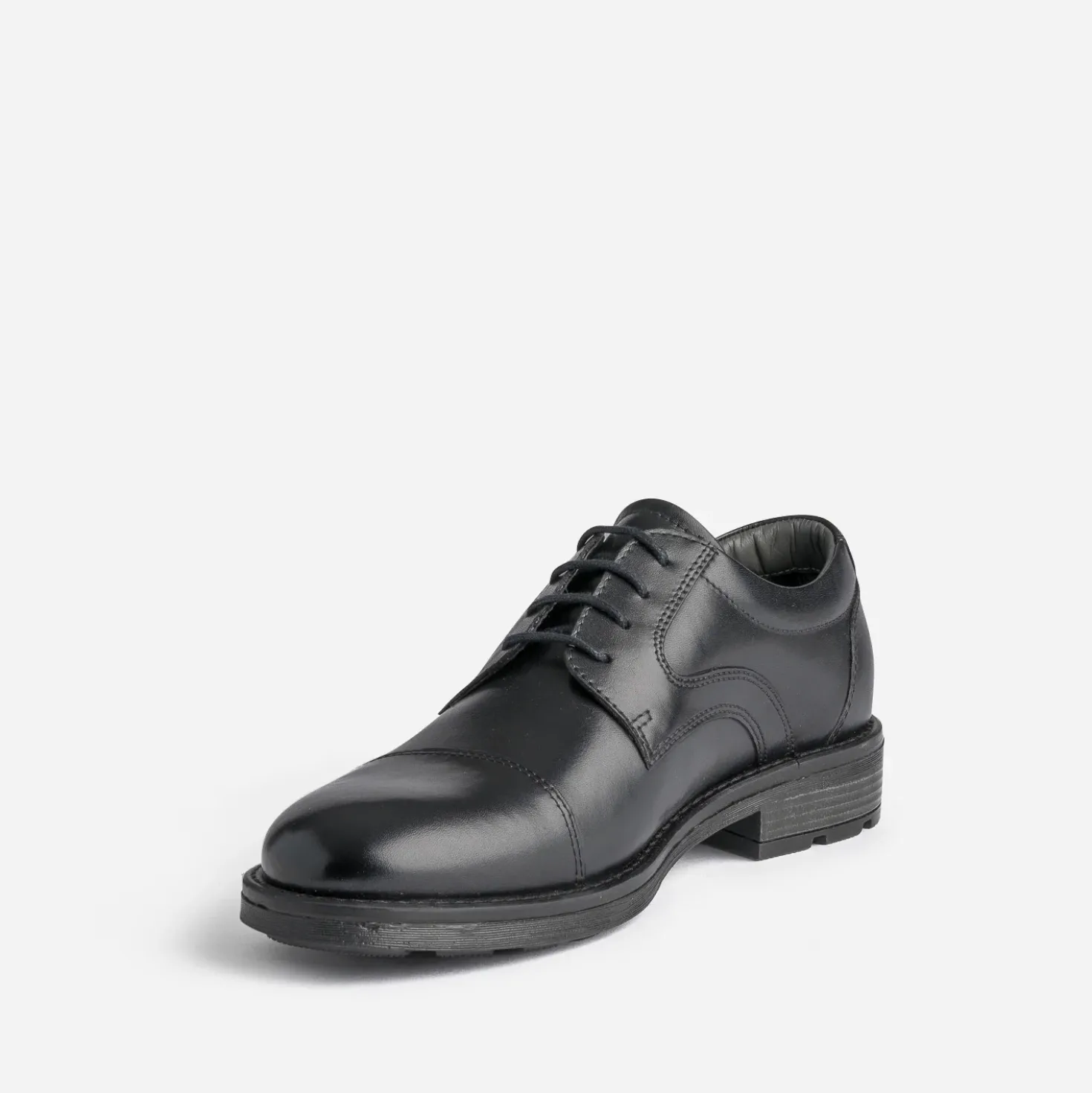 Derby noir en cuir à doublure carreaux