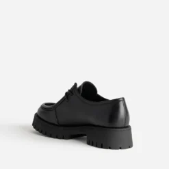 Derby plateau noir cuir