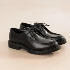 Derby plateau noir cuir semelle crantée