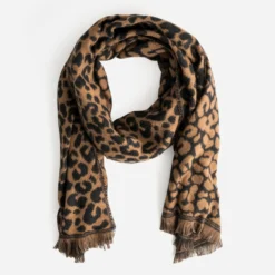 Echarpe TEXTO camel motif léopard