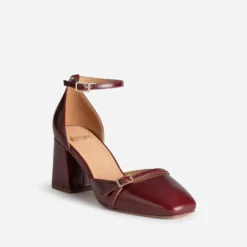 Escarpin à bride bordeaux cuir