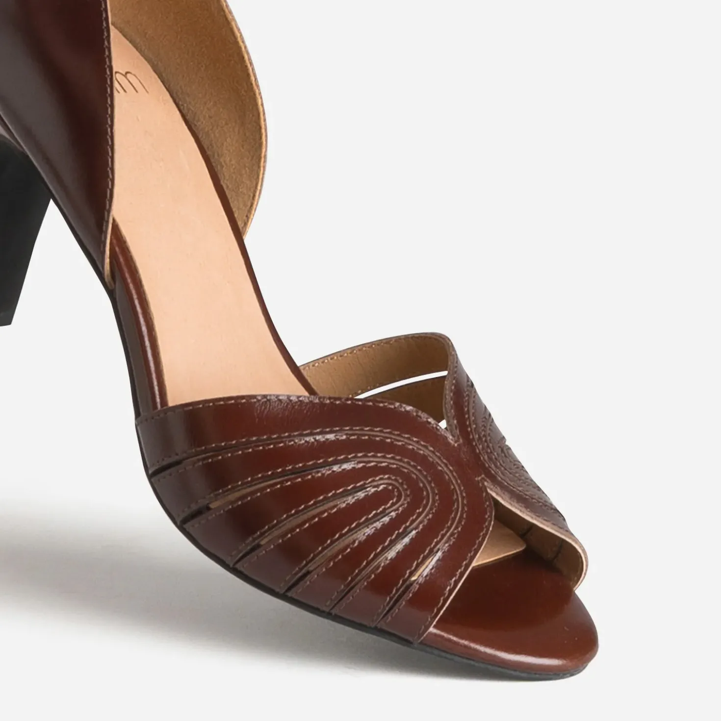 Escarpin chocolat en cuir