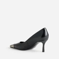 Escarpin noir cuir bout métallisé