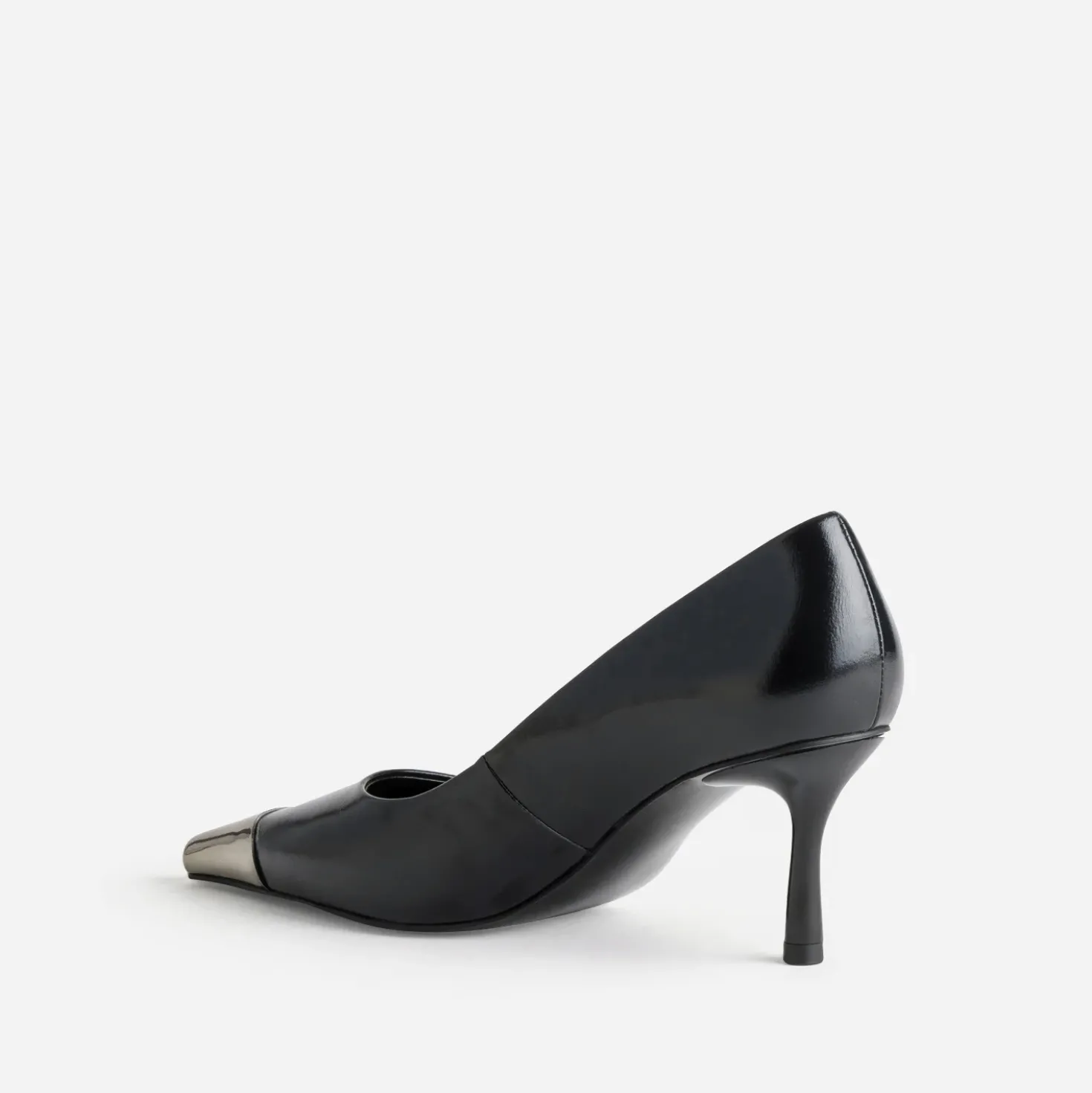 Escarpin noir cuir bout métallisé