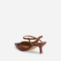 Escarpin slingback cognac