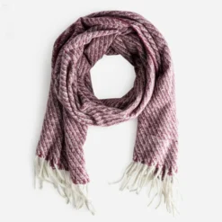 Etole bordeaux motif rayures