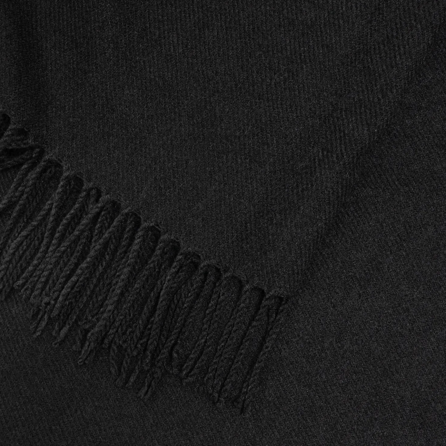Etole homme noire frangée