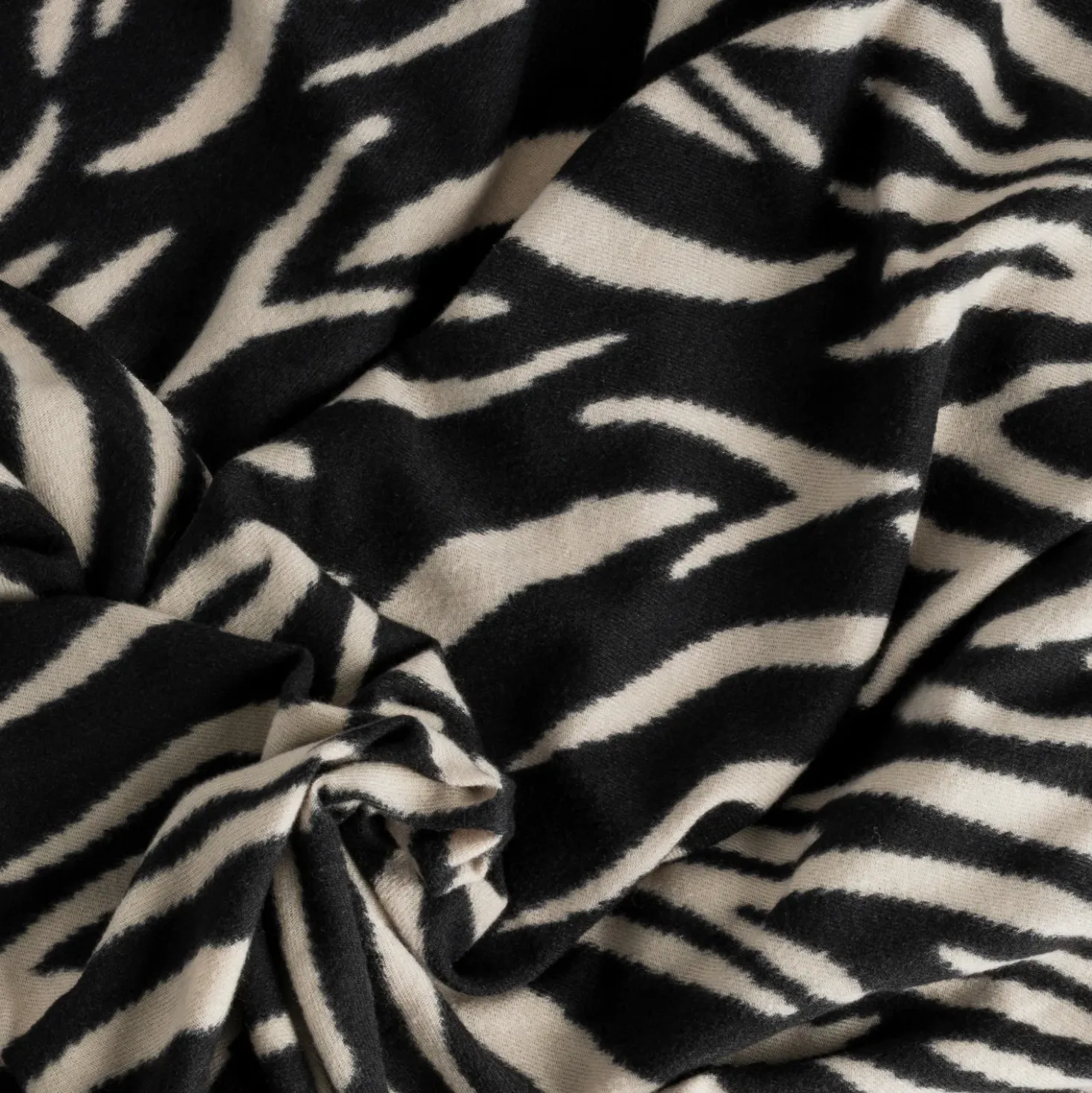 Etole TEXTO noire motif zèbre beige