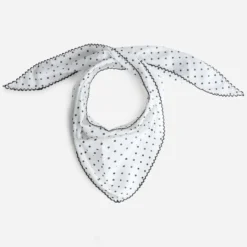 Foulard blanc motif pois