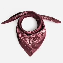 Foulard bordeaux motif cachemire - Sélection Octobre Rose