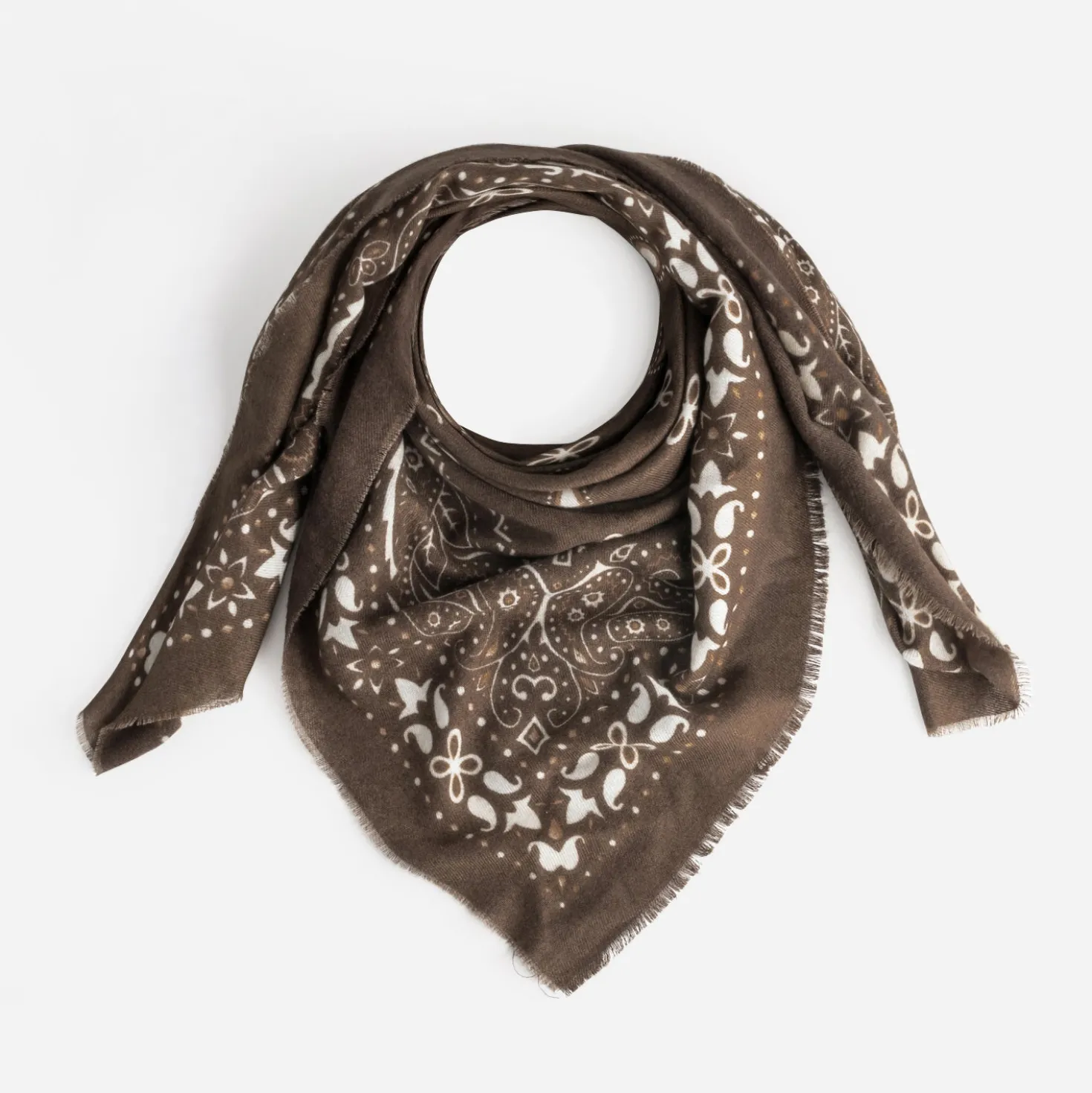 Foulard marron motif cachemire