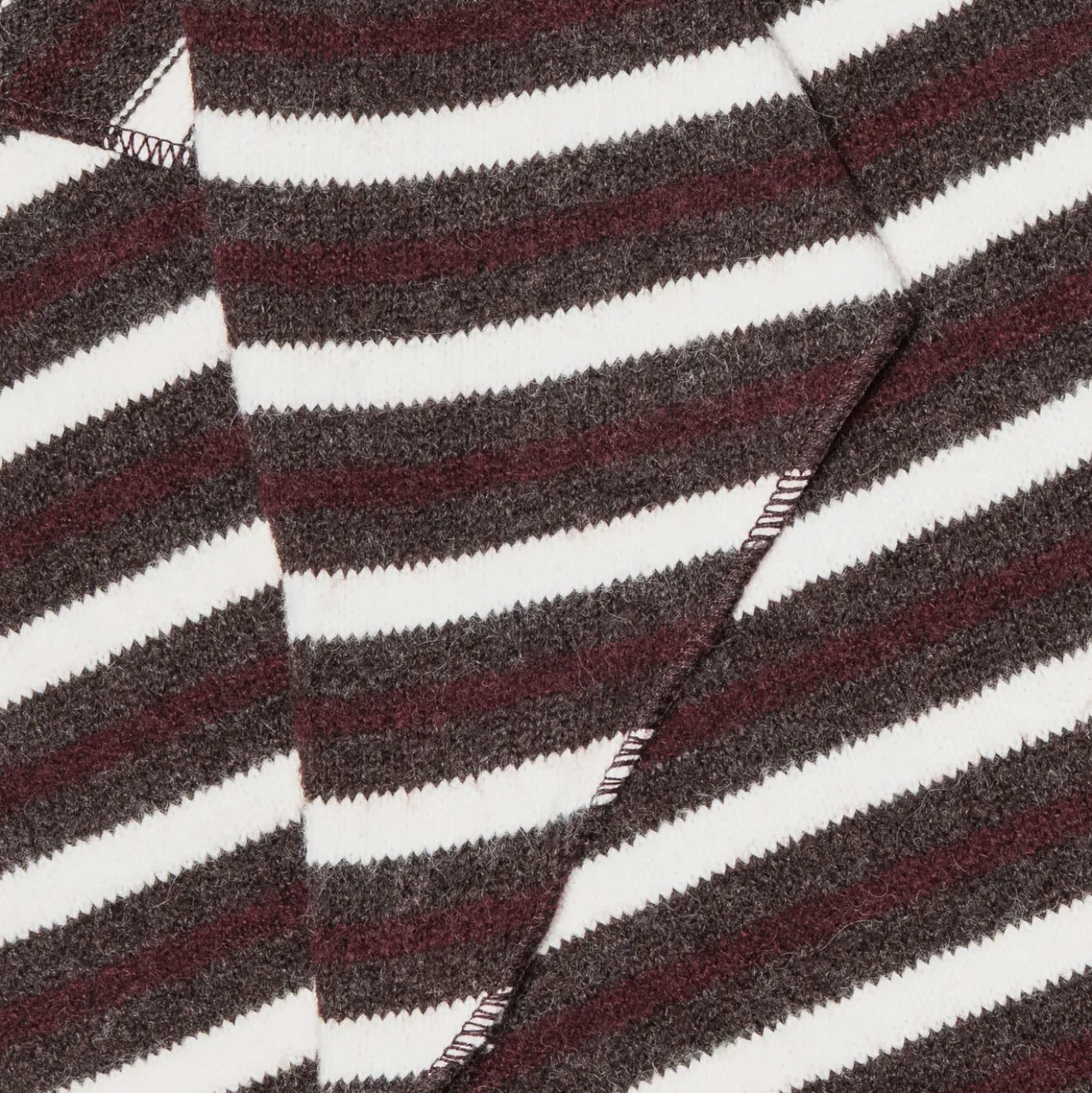 Foulard marron tricot rayé