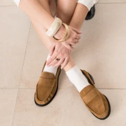 Mocassin camel cuir velours souple