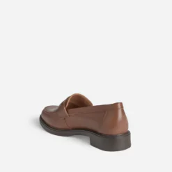 Mocassin cognac cuir bord cranté