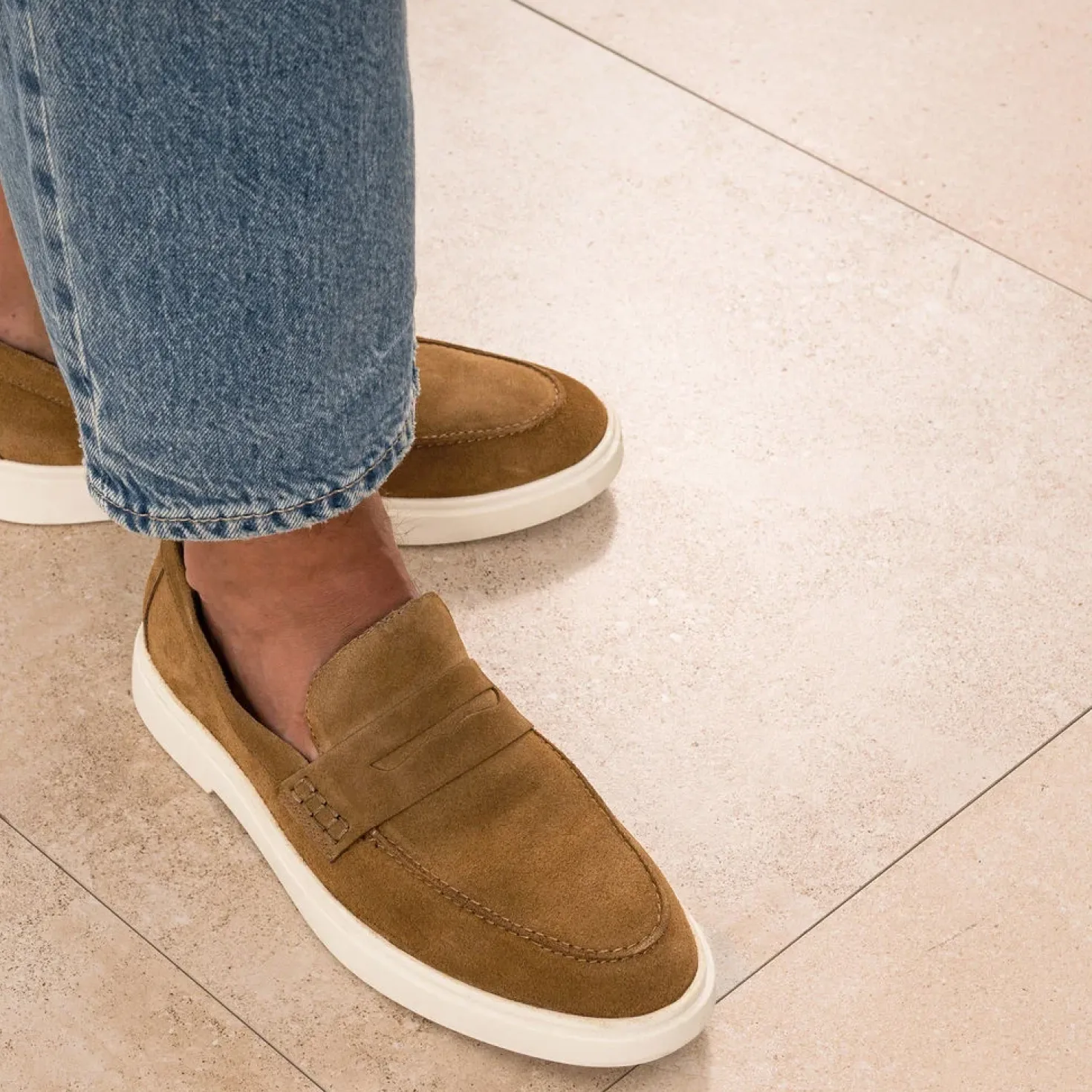 Mocassin cognac cuir velours semelle sport