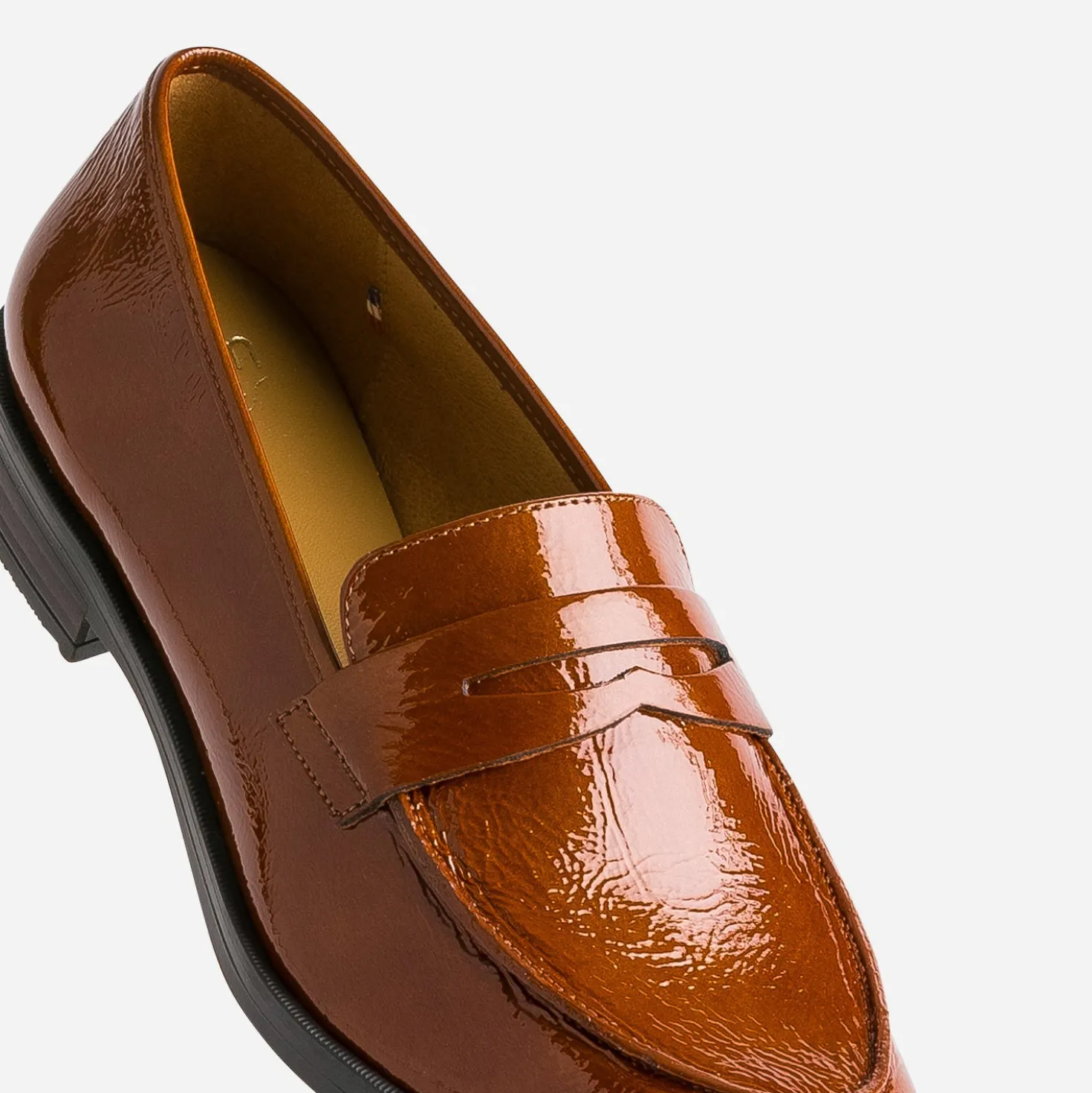 Mocassin ERAM FLEX caramel en cuir verni