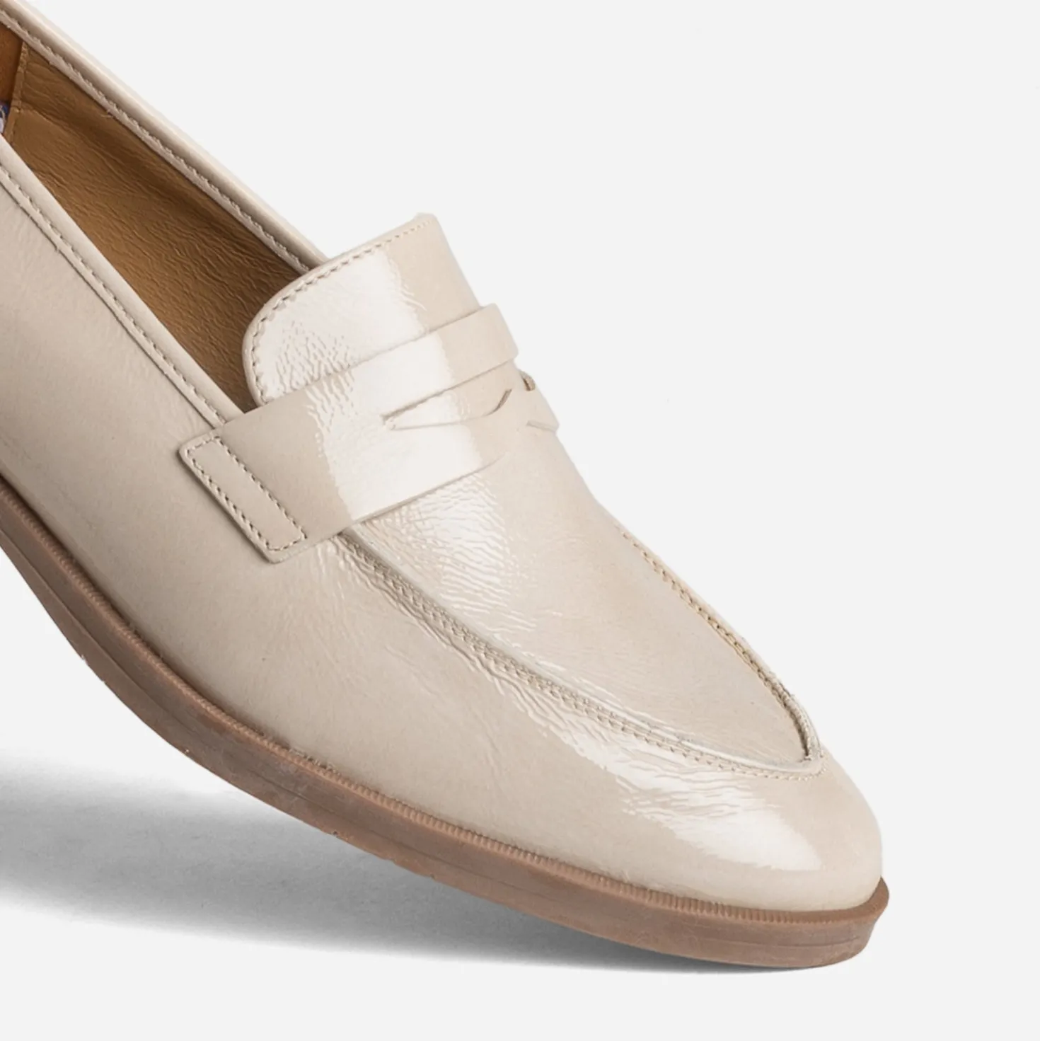 Mocassin ERAM FLEX écru cuir verni