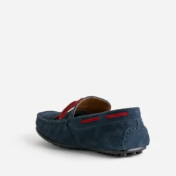 Mocassin marine cuir velours lacet rouge