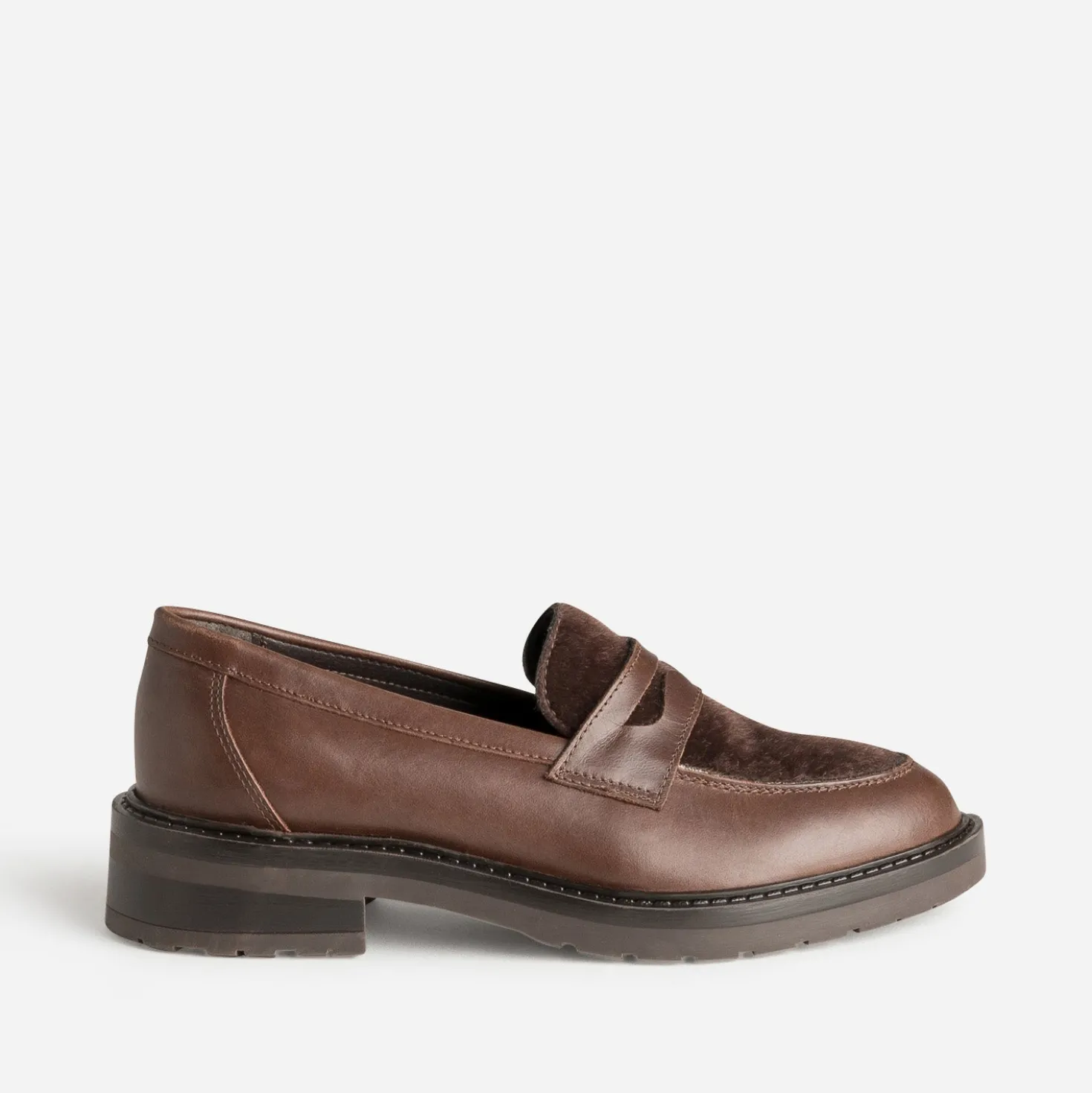 Mocassin marron cuir détail effet poulain