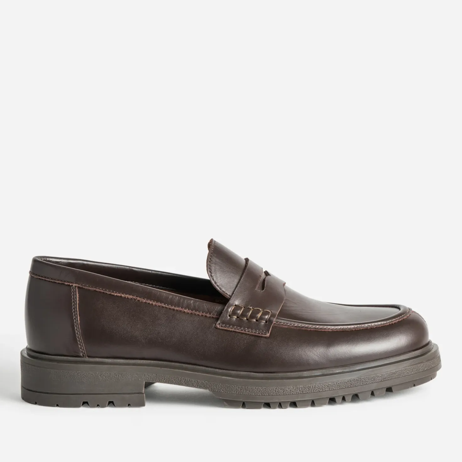 Mocassin marron cuir semelle crantée
