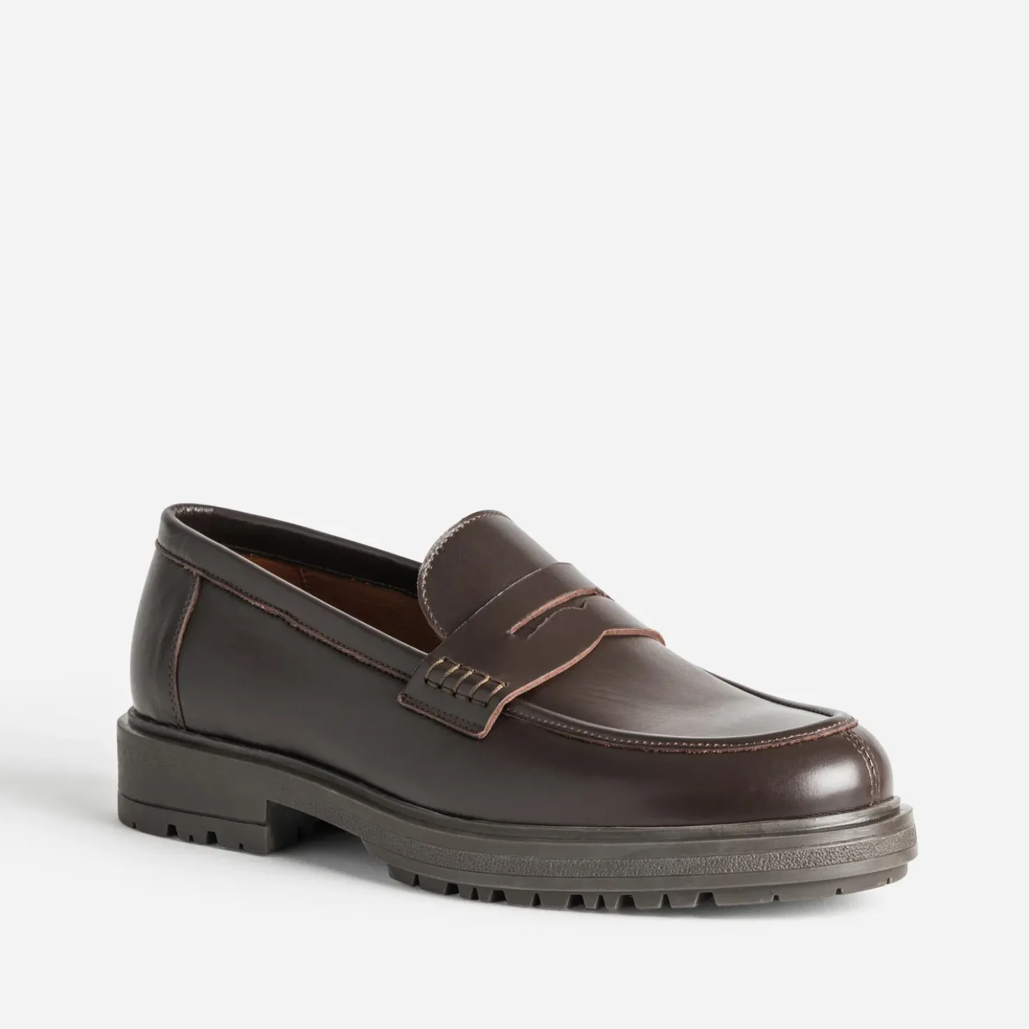 Mocassin marron cuir semelle crantée